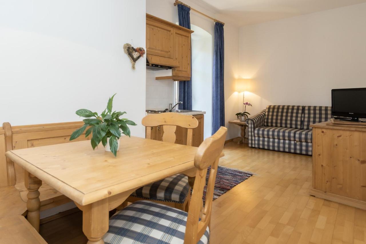Appartements Eppanerhof Appiano Sulla Strada Del Vino Luaran gambar