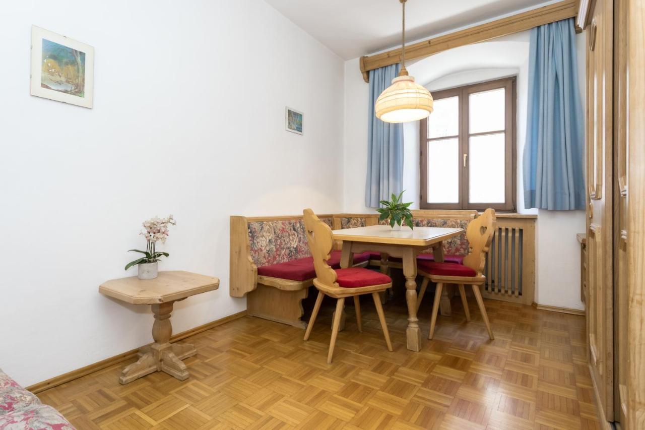 Appartements Eppanerhof Appiano Sulla Strada Del Vino Luaran gambar