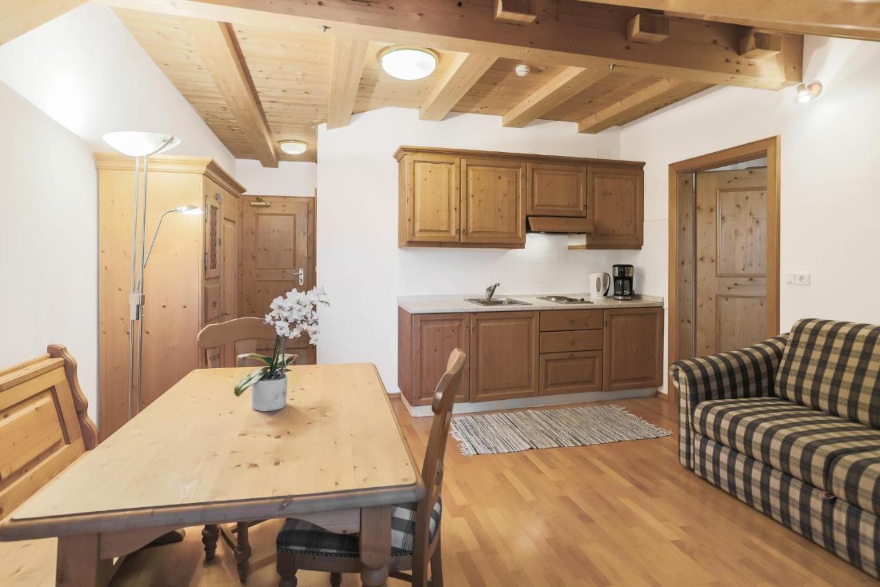 Appartements Eppanerhof Appiano Sulla Strada Del Vino Luaran gambar